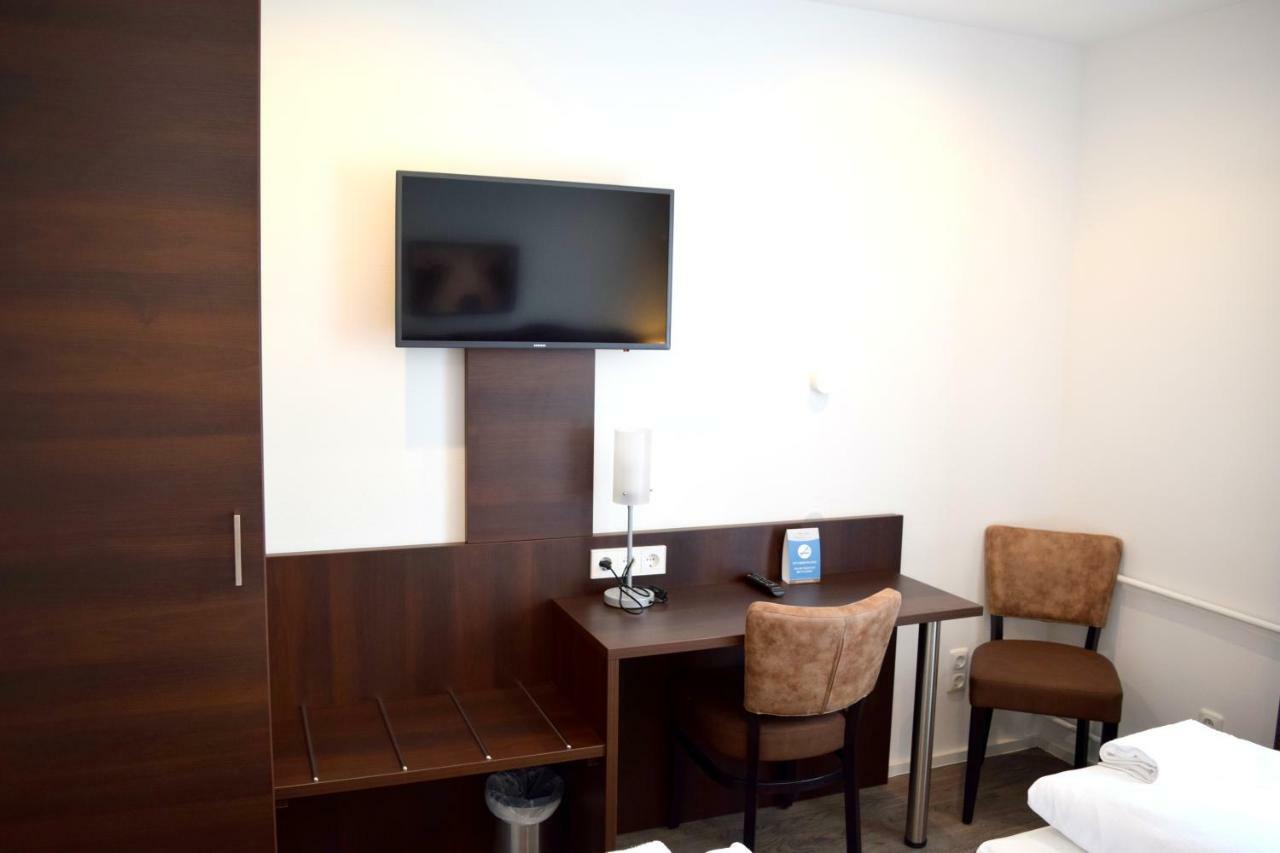 Trip Inn Budget Hotel Messe Франкфурт на Майн Екстериор снимка