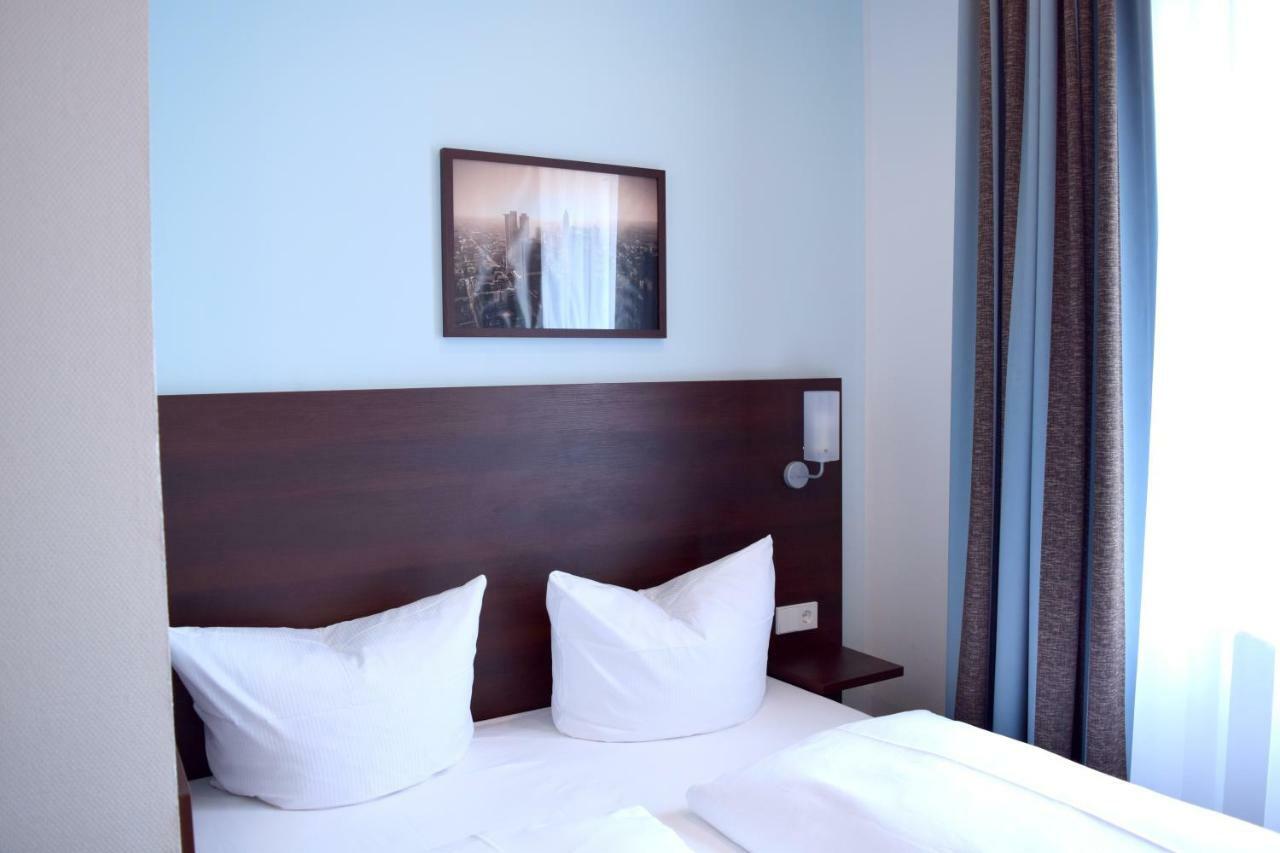 Trip Inn Budget Hotel Messe Франкфурт на Майн Екстериор снимка