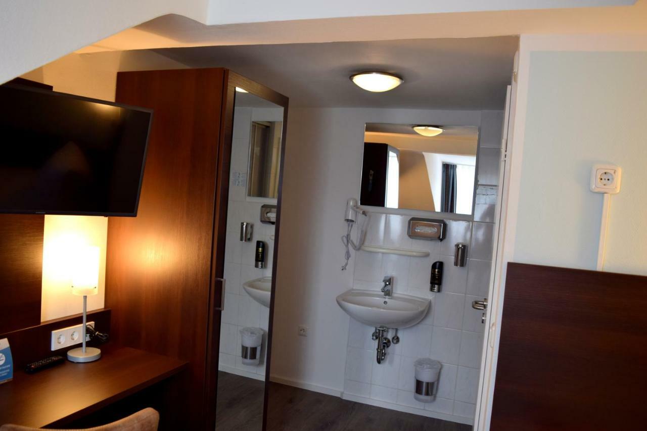 Trip Inn Budget Hotel Messe Франкфурт на Майн Екстериор снимка