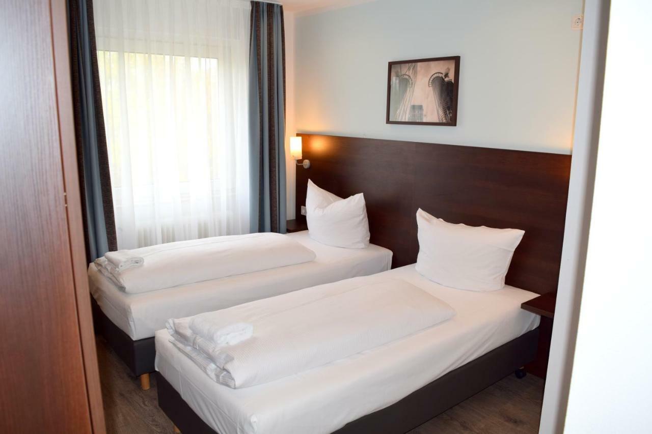 Trip Inn Budget Hotel Messe Франкфурт на Майн Екстериор снимка